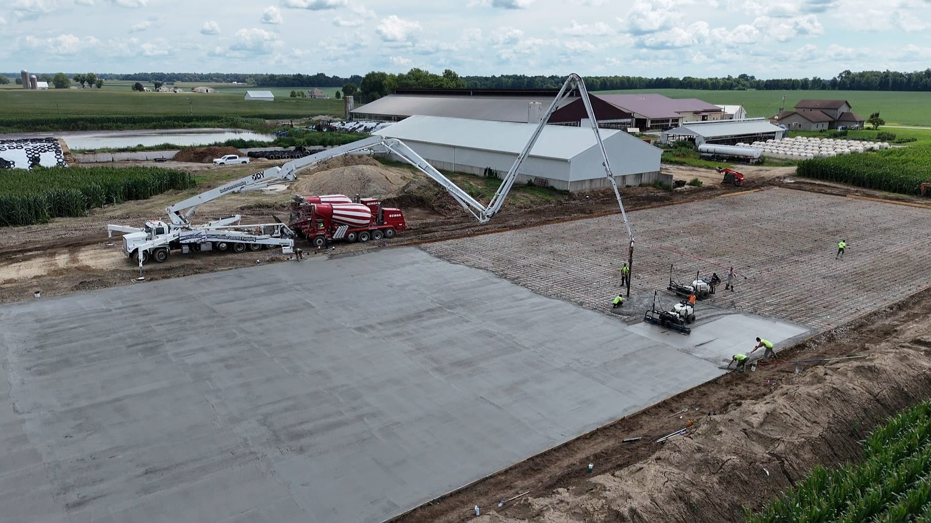 Concrete & laser screeding